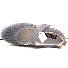 Load image into Gallery viewer, MARY 20
