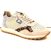 Load image into Gallery viewer, SLIP-ON SNEAKER
