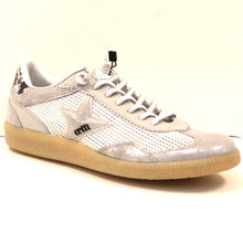 Load image into Gallery viewer, METALLIC STAR SNEAKER
