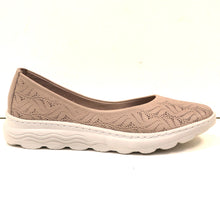 Load image into Gallery viewer, LASER CUT FLAT
