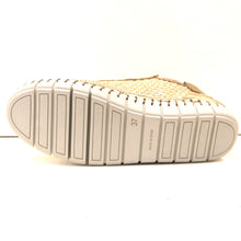 Load image into Gallery viewer, CASUAL SLIP-ON
