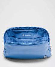 Load image into Gallery viewer, EVERYWHERE BELT BAG 1L
