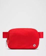 Load image into Gallery viewer, EVERYWHERE-BAG-FRONT-VIEW
