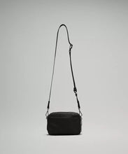 Load image into Gallery viewer, EVERYWHERE XBODY BAG
