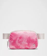 Load image into Gallery viewer, EVERYWHERE BELT BAG 1L
