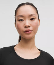 Load image into Gallery viewer, SWIFTLY TECH LONG-SLEEVE SHIRT 2.0 HIP LENGHT
