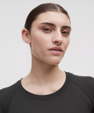 Load image into Gallery viewer, SWIFTLY TECH SHORT-SLEEVE SHIRT 2.0
