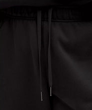 Load image into Gallery viewer, SCUBA MID-RISE OVERSIZED JOGGER
