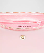 Load image into Gallery viewer, CITY ESSENTIALS SMALL SHOULDER BAG 3L
