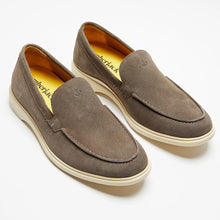 Load image into Gallery viewer, THE LOAFER
