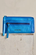 WE-THE-FREE-EMERSON-WALLET-FRONT-VIEW