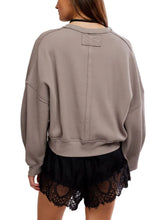 Load image into Gallery viewer, SKYLINE TEE
