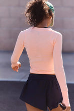 Load image into Gallery viewer, TEMPO RUCHED LONG SLEEVE LAYER
