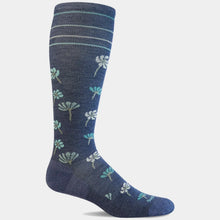 Load image into Gallery viewer, FIELD FLOWERS WOMEN MODERATE COMPRESSION SOCKS DENIM
