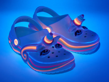 Load image into Gallery viewer, TODDLER CROCS IAM UNICORN LIGHTS CLASSIC CLOG

