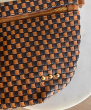 Load image into Gallery viewer, WESTLYN BUM BAG IN WOVEN
