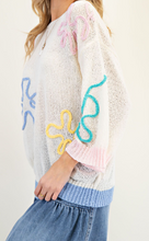 Load image into Gallery viewer, LONG SLEEVES FLOWER KNITTED SWEATER
