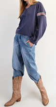 Load image into Gallery viewer, LONG SLEEVE DETAILING
