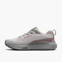 Load image into Gallery viewer, WOMEN'S ARIEL GTS 26
