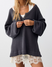 Load image into Gallery viewer, MONTREAL OVERSIZED THERMAL HENLEY
