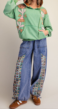 Load image into Gallery viewer, JAQUARD PRINT WASHED JEAN
