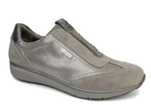 Load image into Gallery viewer, MEGAN
