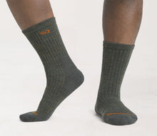 Load image into Gallery viewer, MEN'S SOLID CUSHION MICRO CREW SOCK
