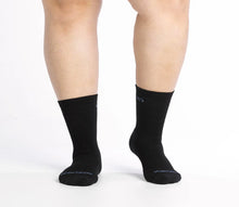 Load image into Gallery viewer, WOMEN'S SOLID CUSHION CREW SOCK
