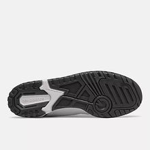 Load image into Gallery viewer, NEW BALANCE 550
