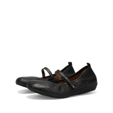 Load image into Gallery viewer, BABBLE
