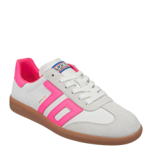 Load image into Gallery viewer, CLOUD 2505 IN FLUORESCENT PINK SNEAKERS
