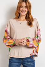 Load image into Gallery viewer, PRINTED SLEEVES COTTON TOP
