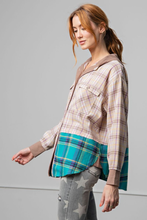 Load image into Gallery viewer, PLAID PRINTED SHIRT JACKET
