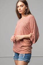 Load image into Gallery viewer, TWO TONE HACCI KNIT PULLOVER
