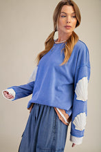 Load image into Gallery viewer, LONG-SLEEVE-SHELLS-ON-SLEEVES-SIDE-VIEW
