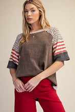 Load image into Gallery viewer, SHORT/SLEEVE-STRIPE-SLEEVES-FRONT-VIEW
