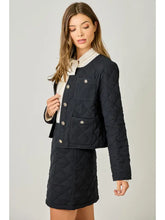 Load image into Gallery viewer, QUILTED JACKET
