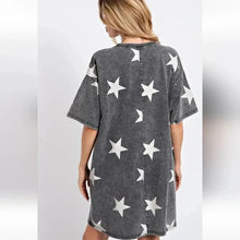 Load image into Gallery viewer, STARS TEE
