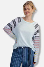 Load image into Gallery viewer, STRIPE SLEEVE TOP

