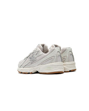Load image into Gallery viewer, UNISEX 740
