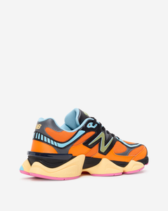 UNISEX 9060