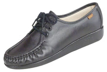Load image into Gallery viewer, SIESTA LACE UP LOAFER
