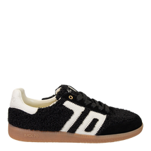 Load image into Gallery viewer, TEDDY IN BLACK WHITE SNEAKERS
