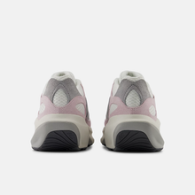 Load image into Gallery viewer, UNISEX WRPD RUNNER
