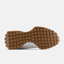 Load image into Gallery viewer, WOMEN'S 327
