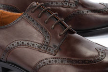 Load image into Gallery viewer, BRISTOL WING TIP
