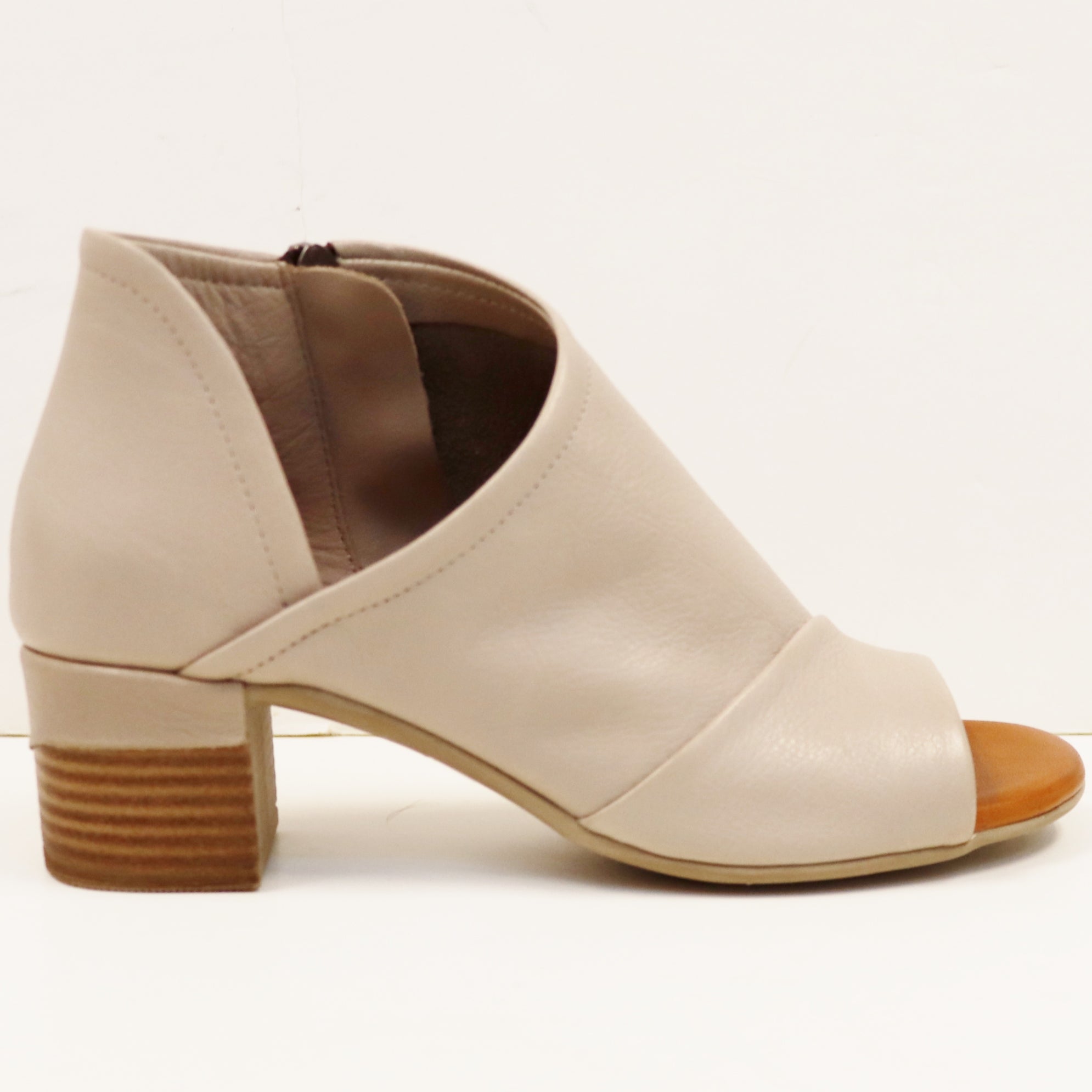 OPEN SIDE SANDAL