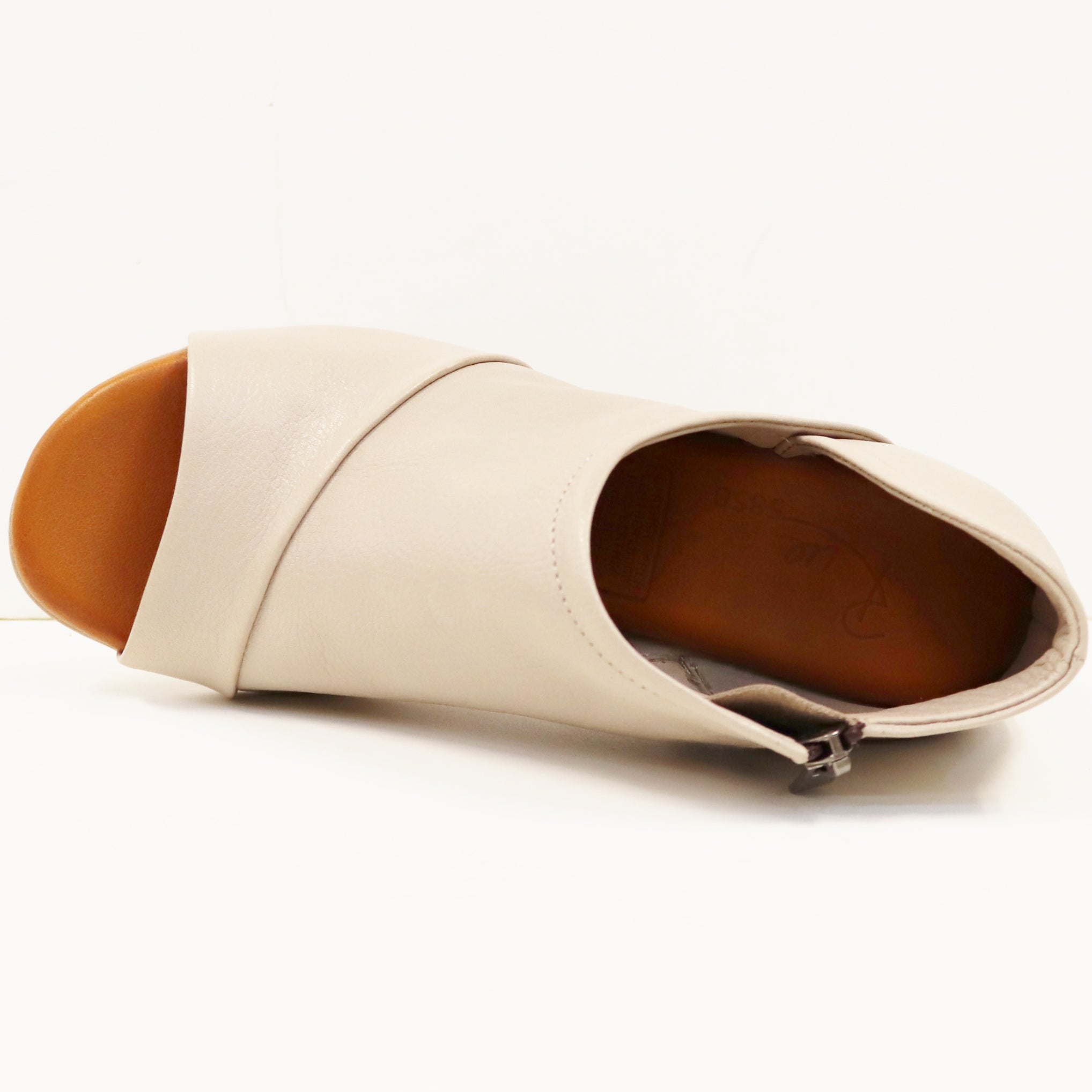 OPEN SIDE SANDAL